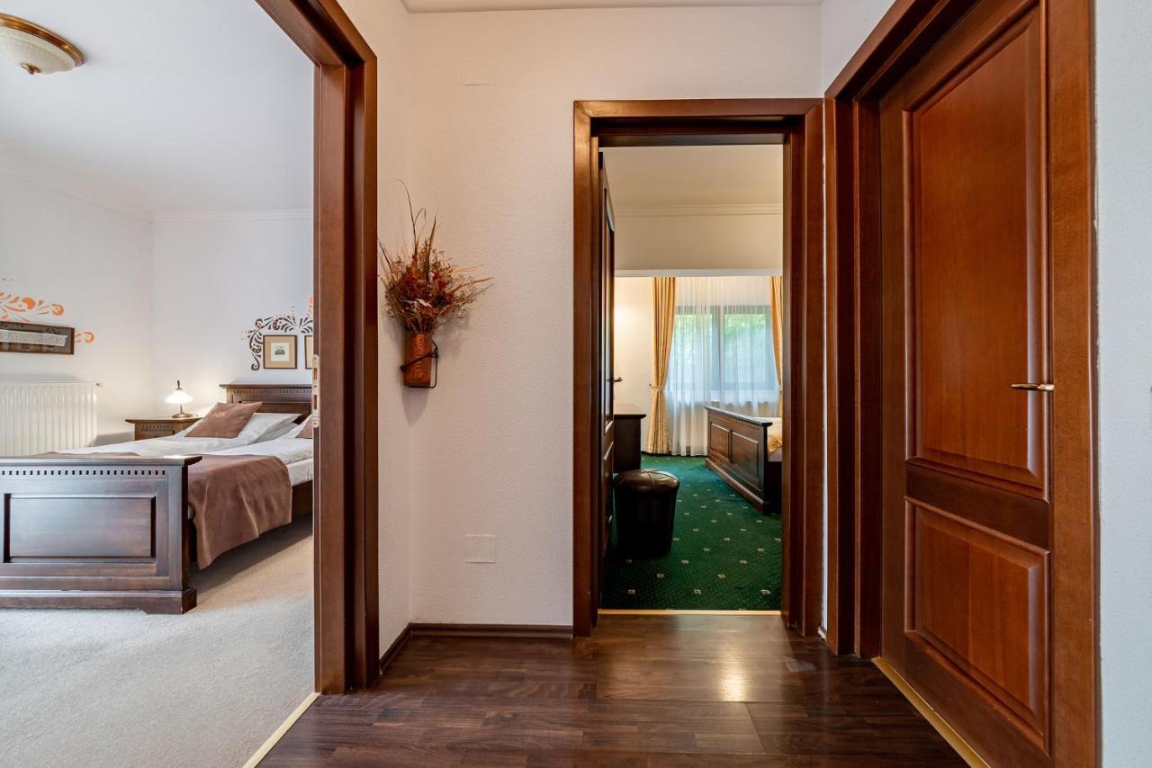 Hotel Regal Sinaia Zewnętrze zdjęcie