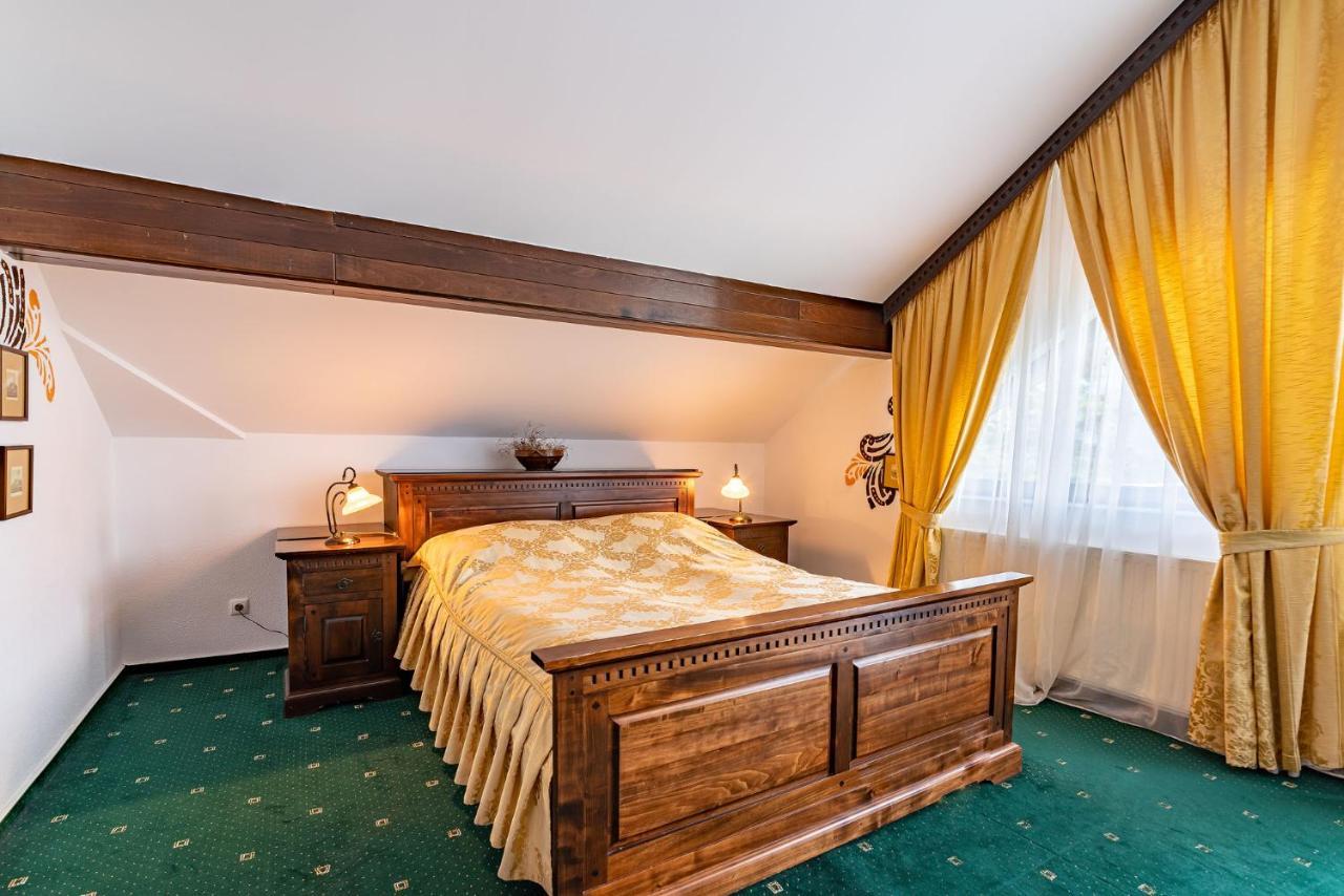 Hotel Regal Sinaia Zewnętrze zdjęcie